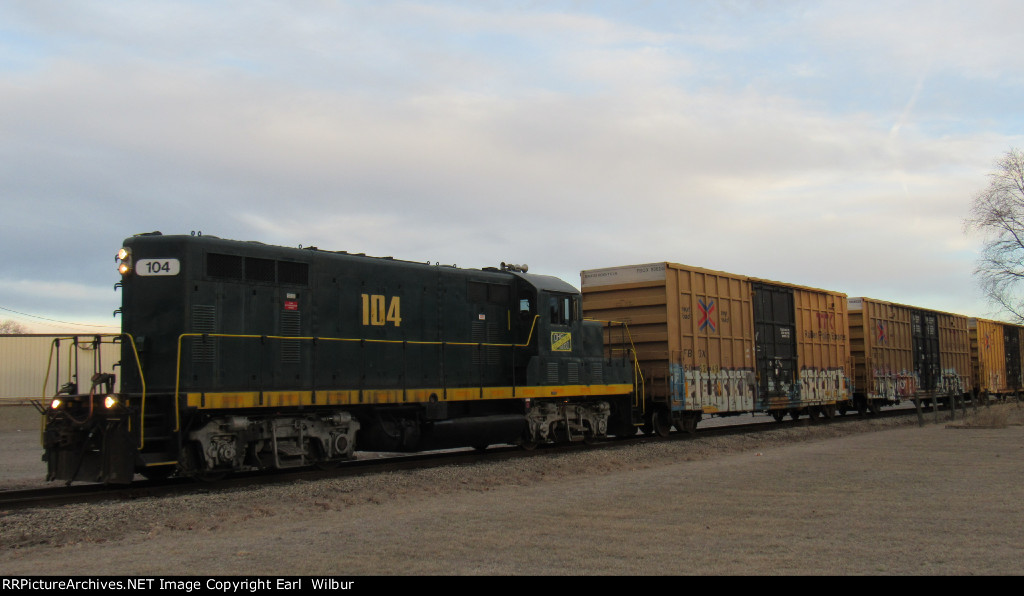 Ohio South Central Railroad (OSCR) 104